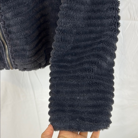Anthropologie Natasha Full Zipper Faux-Fur Cozy Casual Winter Jacket Size M - Picture 8 of 13